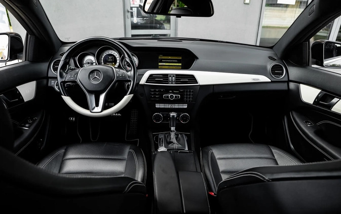Mercedes-Benz Klasa C cena 49900 przebieg: 210000, rok produkcji 2012 z Nieszawa małe 596